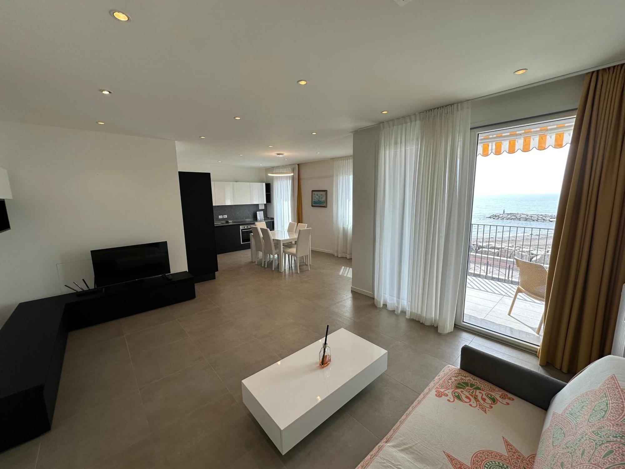 Nuovo Residence Serenissima Frontemare - Agenzia Cocal Caorle Eksteriør bilde